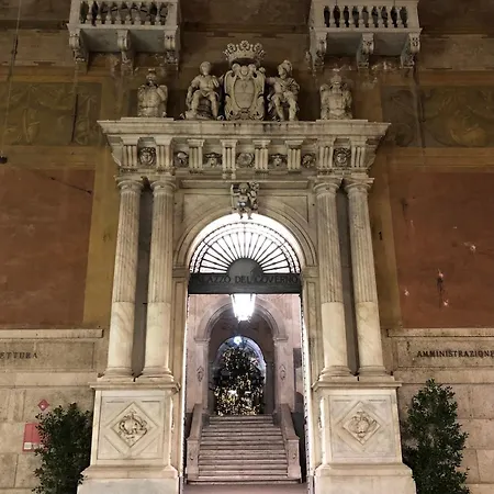 An Attic, Really Downtown 3 *