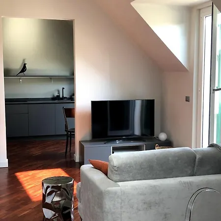 An Attic, Really Downtown 3 Appartement