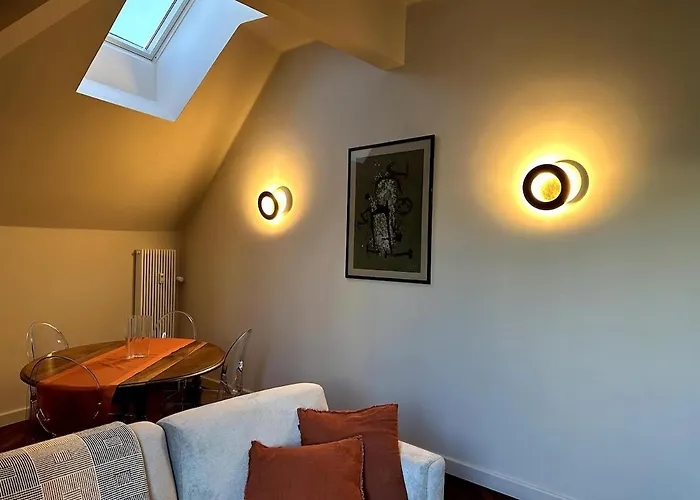 Apartmán An Attic, Really Downtown 3 *