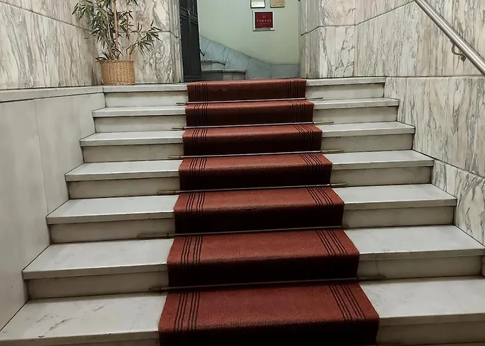 An Attic, Really Downtown 3 *