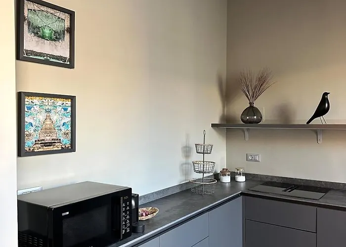 An Attic, Really Downtown 3 *