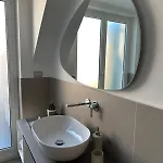 Apartman An Attic, Really Downtown 3 *
